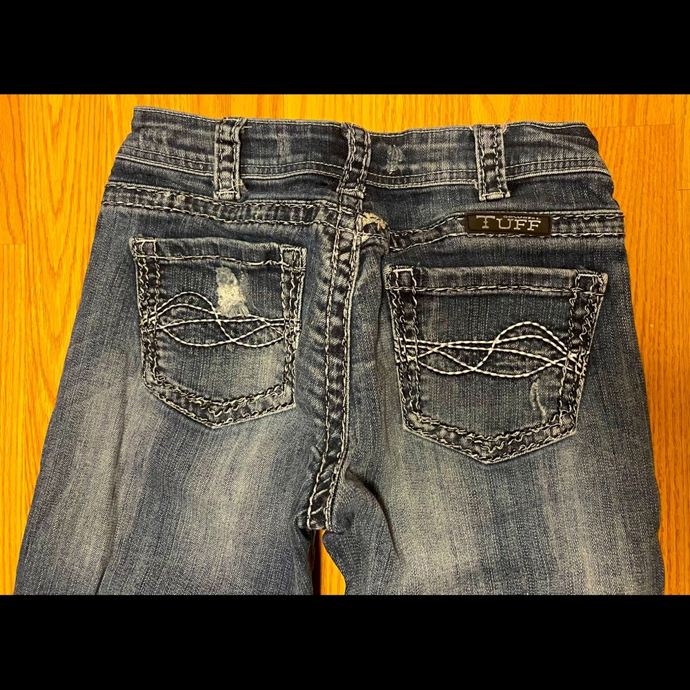 COWGIRL TUFF CENTER STAGE